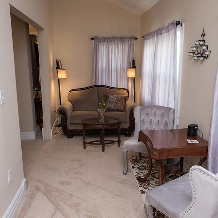 كولونيال Dennison Street Inn, B & B المظهر الخارجي الصورة