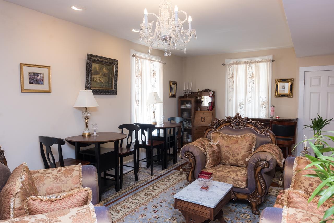 كولونيال Dennison Street Inn, B & B المظهر الخارجي الصورة