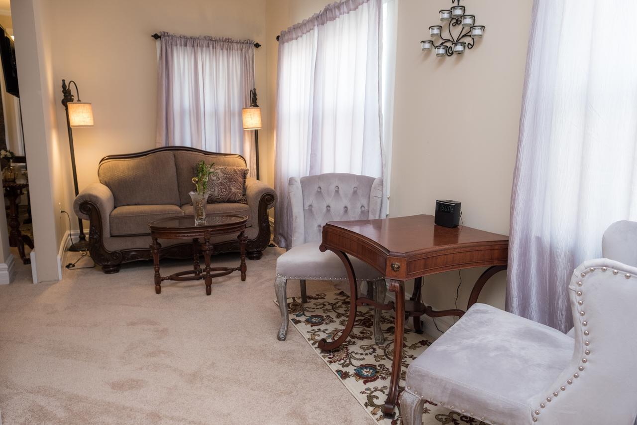 كولونيال Dennison Street Inn, B & B المظهر الخارجي الصورة